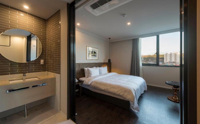 Brown Dot Hotel Guseo
