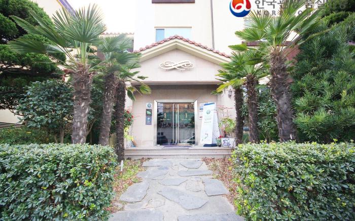 Goodstay Charmant Hotel (Korea Quality)
