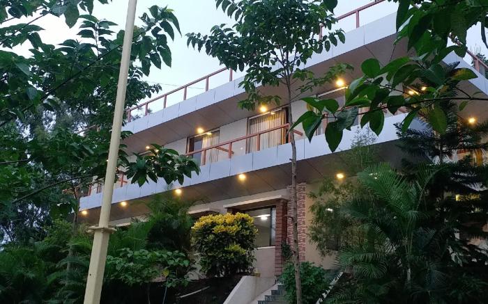 Natural resort panhala