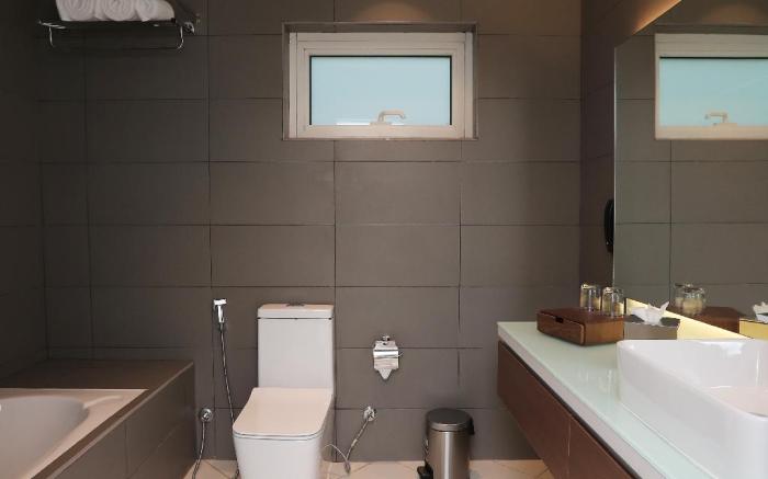 eStay Hotel