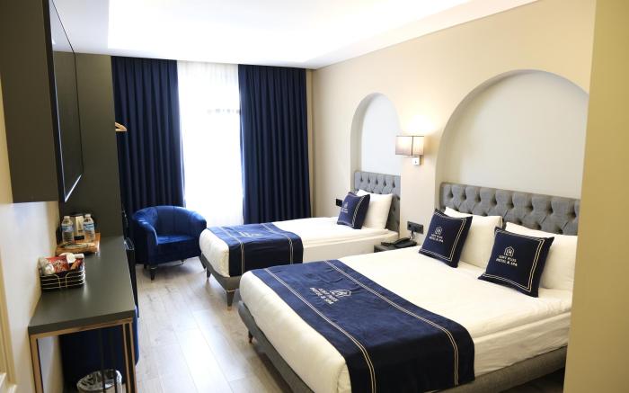 LOFT PLUS HOTEL