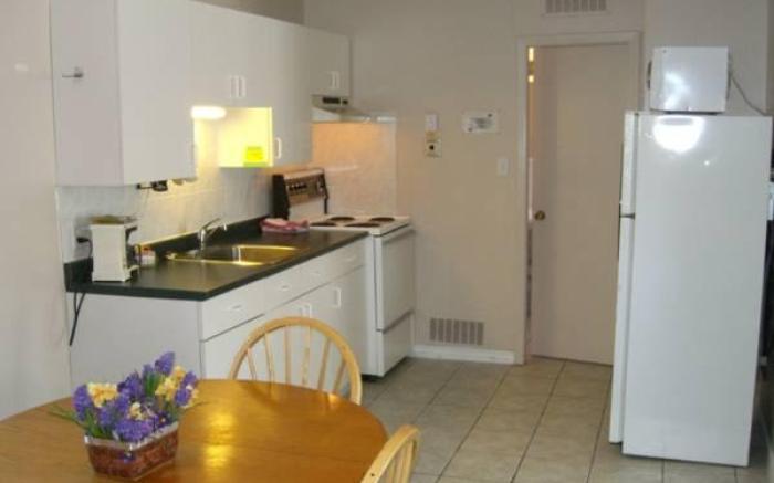 Comox Valley Inn & Suites