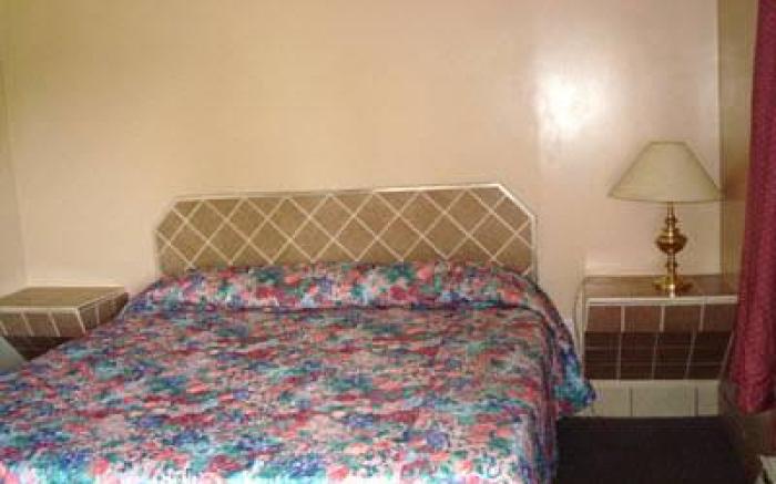 Pleasant Stay Motel