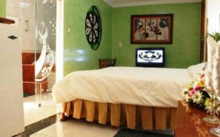 Hotel D' Leon