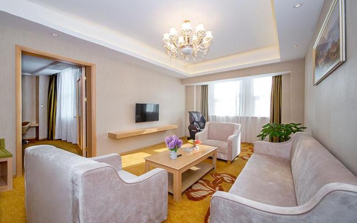 Vienna International Hotel Hubei Zhongxiang Zhongbai Plaza
