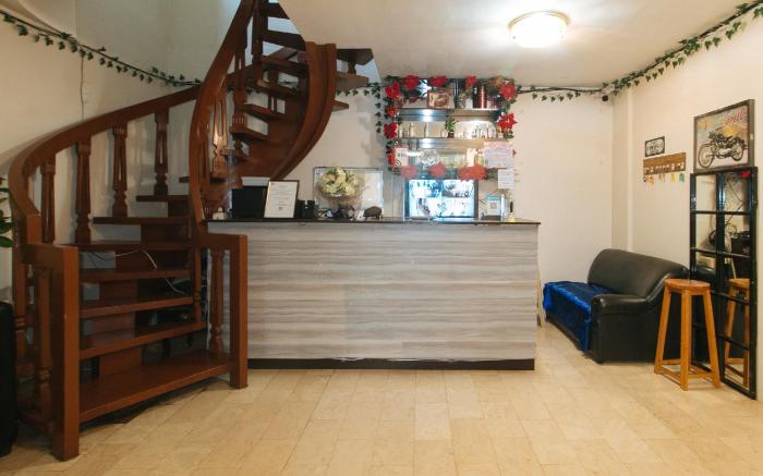 Nearest Hostel Pasay City by RedDoorz