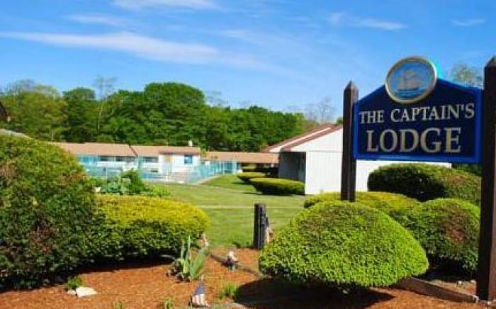 Captain's Lodge Motel