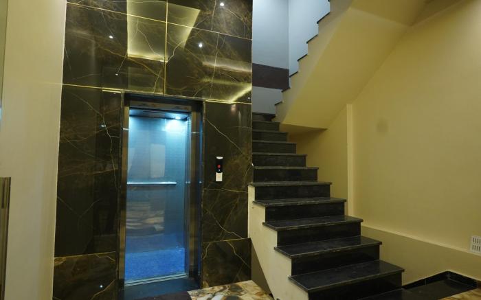 hotel gandhi