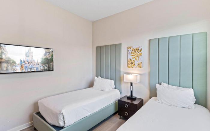 4012 Breakview Drive #410