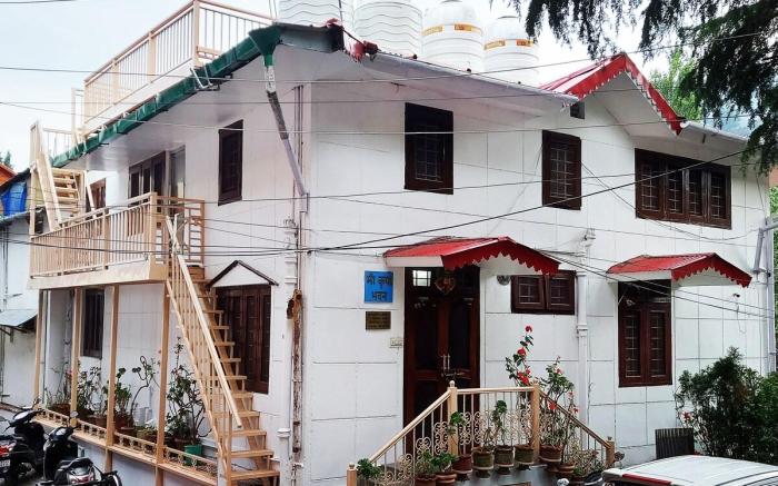 VPS Cottage Luxury Homestays near Mall Road of NTL