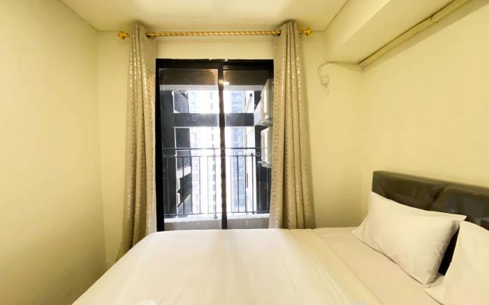 Best Homey and Modern 2BR at Meikarta By Travelio