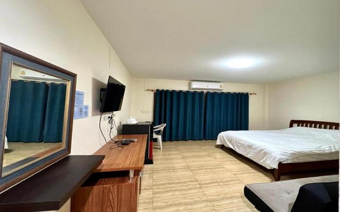 V Tharm Hotel
