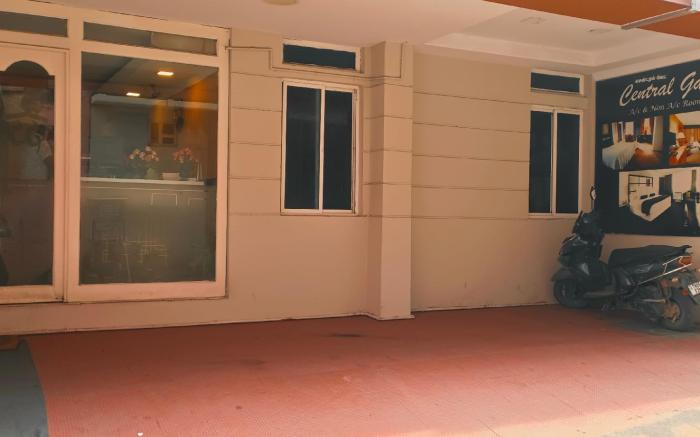 Hotel Central gate 