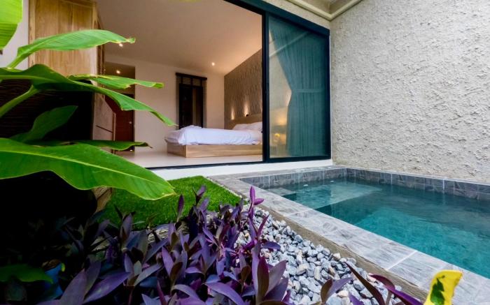 R resident resort