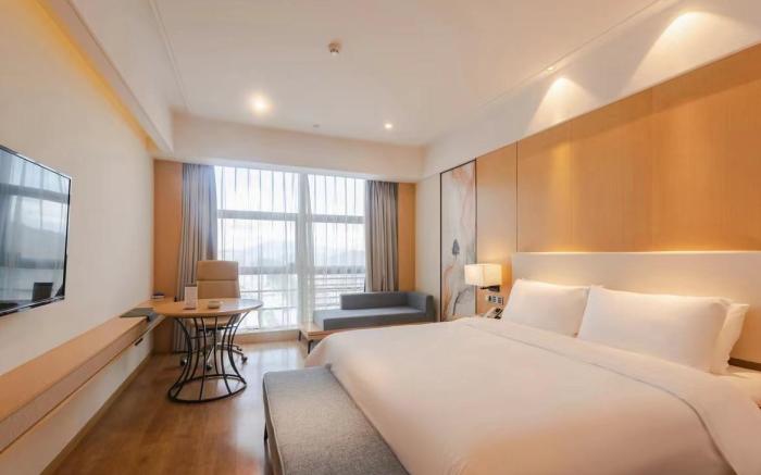 Arting Hotel　深圳坪山高铁站雅庭丰年酒店