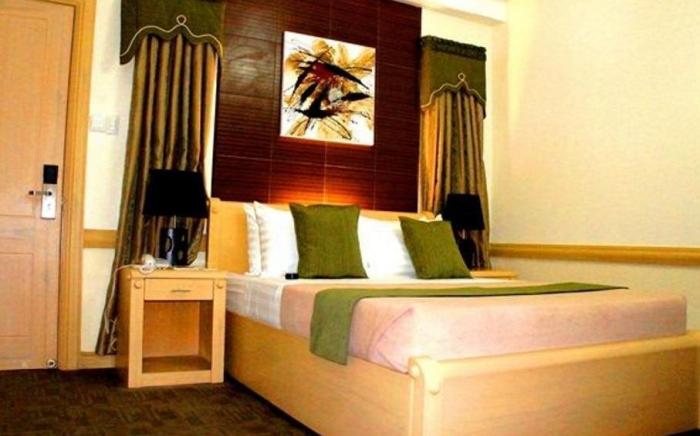Phela Grande Residences