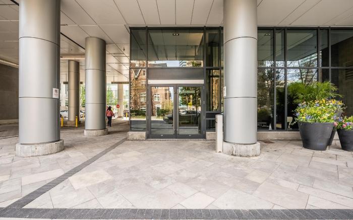 Modern Lillian St Apartments by GLOBALSTAY