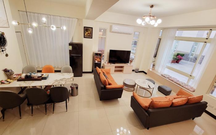 Longmen Dragon Gate Manor/Twin Room for Three, Room 301