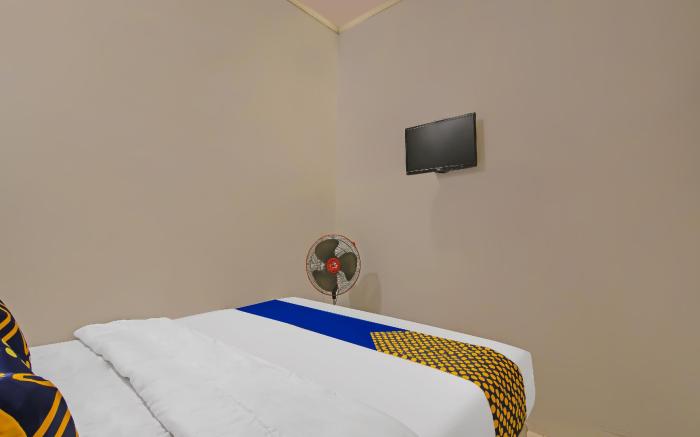 SPOT ON 92570 Putri Guest House Syariah Near SPBU Rimbo Panjang