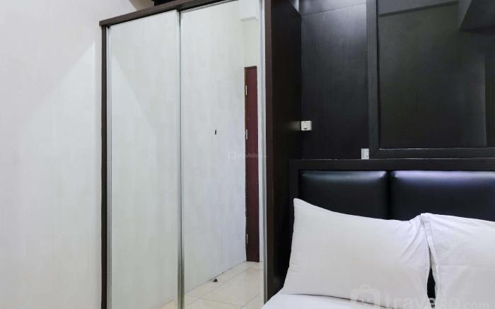 Homey and Cozy 2BR Tamansari Panoramic By Travelio