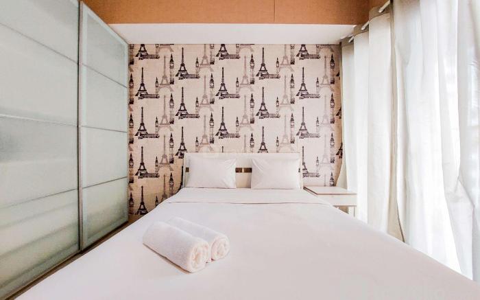 Minimalist Studio Paramount Skyline By Travelio
