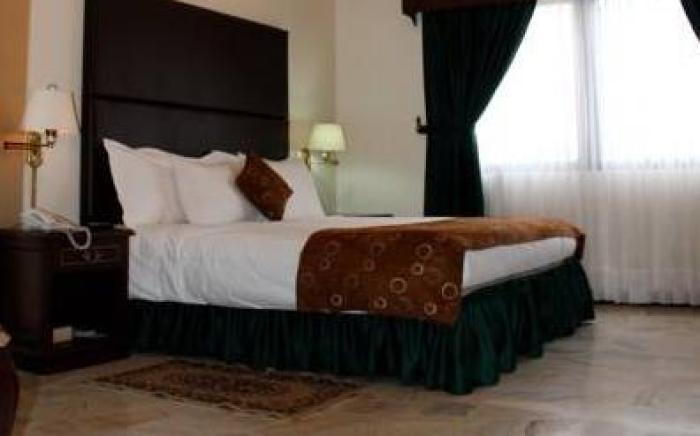 Hotel San Fernando Real