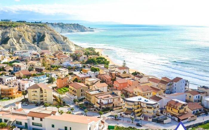 House Scala dei Turchi