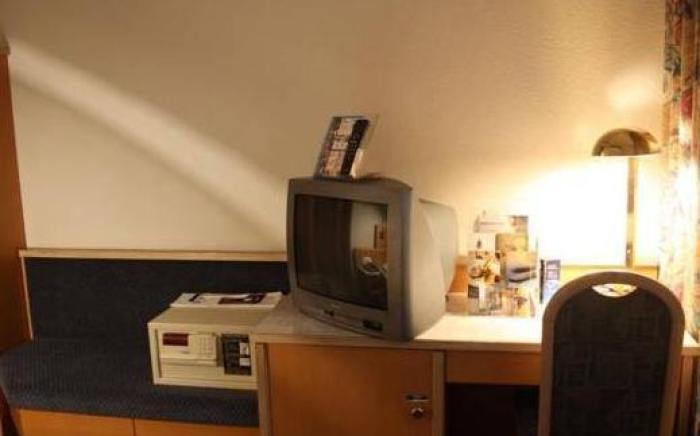 Enjoy 1313AG Hotel Touring