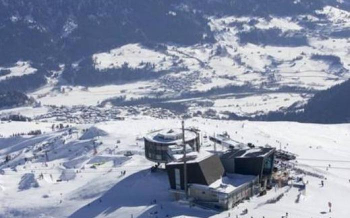 GALAAXY Mountain Hostel