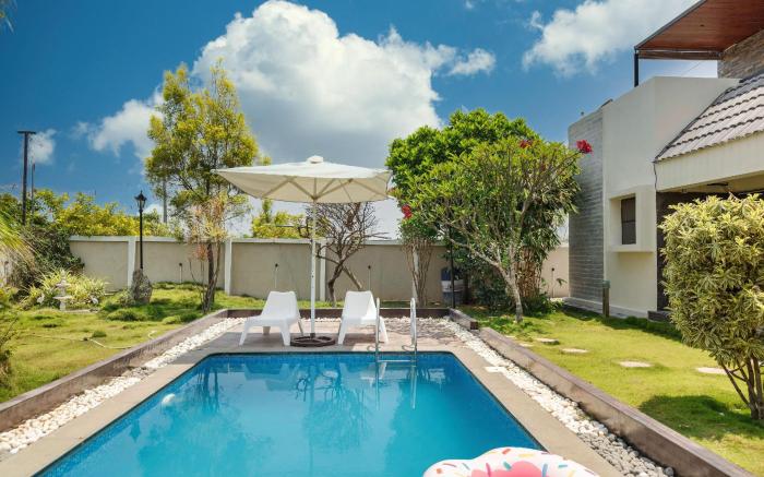 Paradise Pool Villa by StayJade|30min Ecity|Lawn