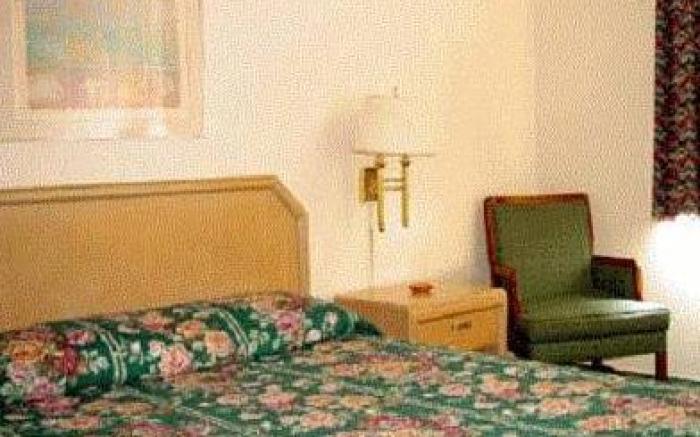 Village Inn & Suites Marysville
