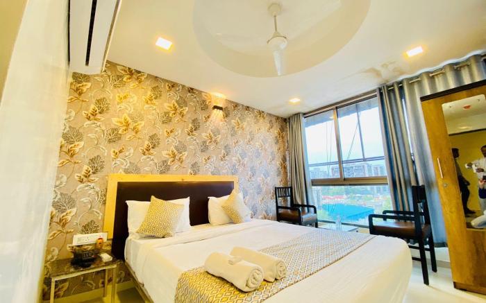 Hotel Alexa - Satellite Prahladnagar, Ahmedabad