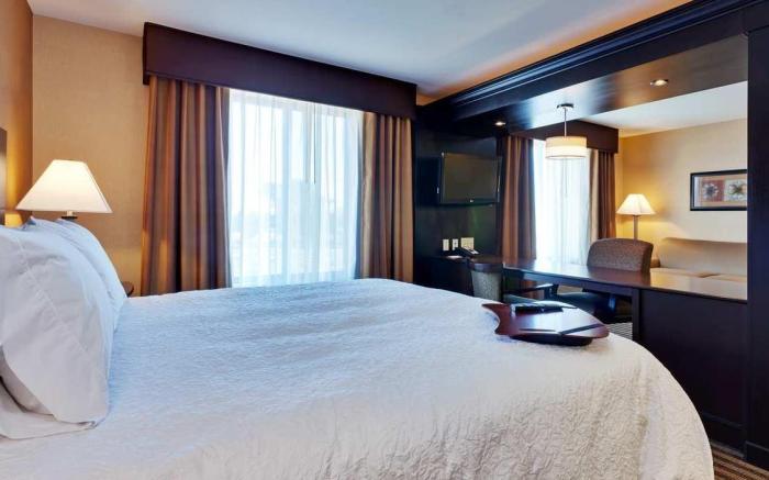 Hampton Inn & Suites Fresno-Northwest