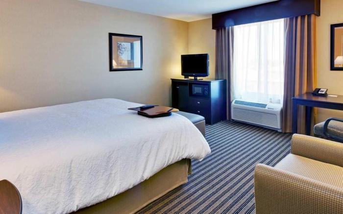 Hampton Inn & Suites Fresno-Northwest