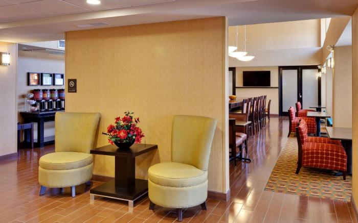 Hampton Inn & Suites Fresno-Northwest