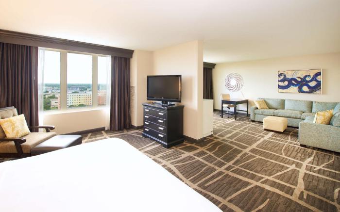 Hilton St. Petersburg Bayfront