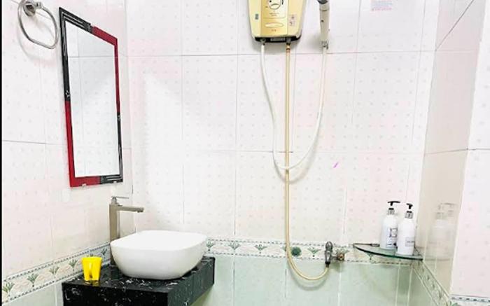Hung Anh Hotel