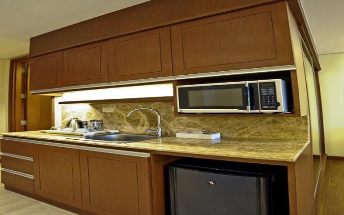 SanTomas Suites