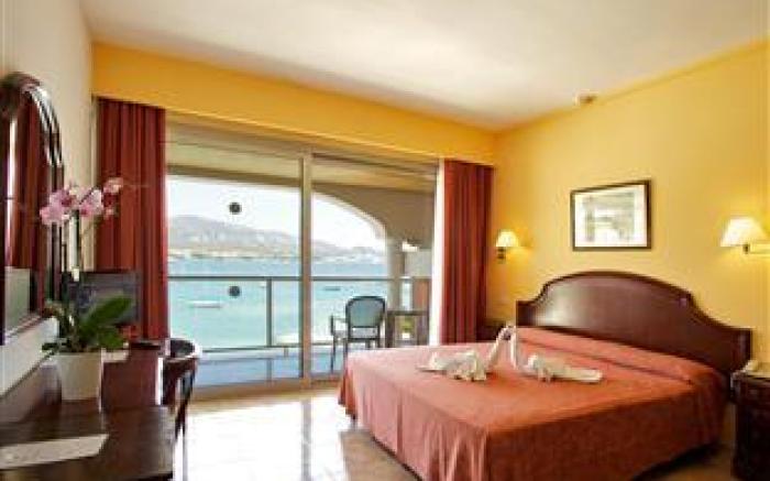 Hotel Seramar Comodoro Playa