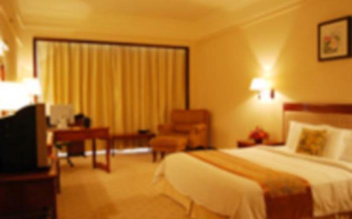 Fangzhong Holiday Hotel