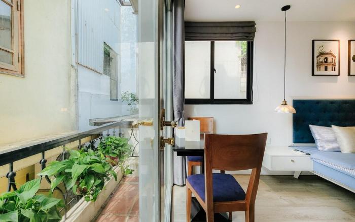 VietHOME-Trang Tien 5-PrivateApartment w. Balcony