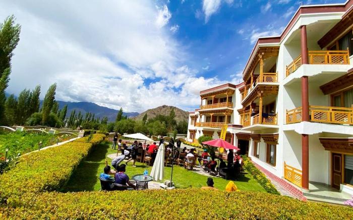 Hotel Trikaya 