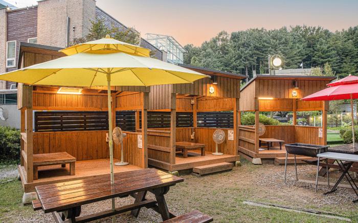 Cheongpyeong GlamDog Pet Pension