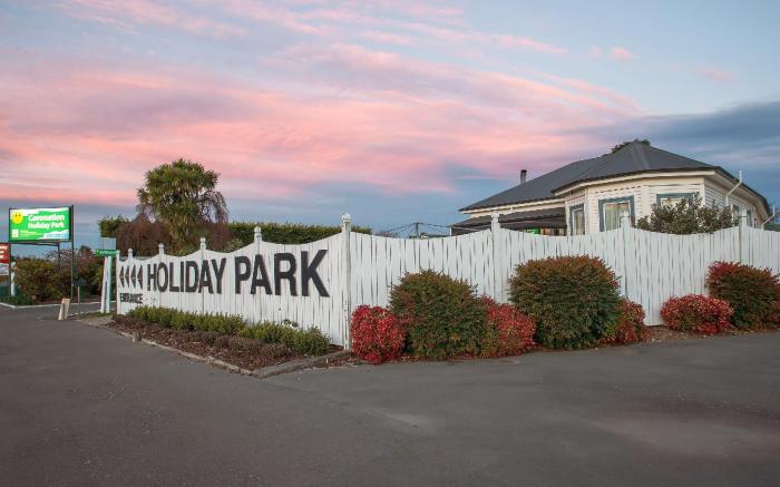 Coronation Park Motel