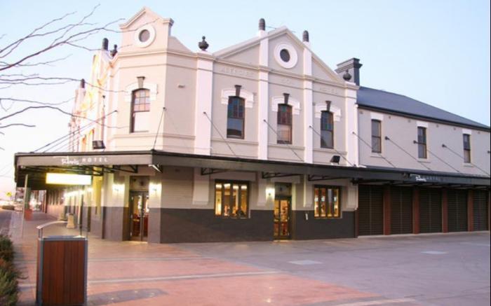 Pedens Hotel