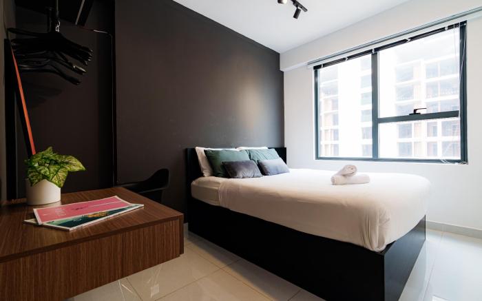SOHO Residence - Serviced Apartment 1704