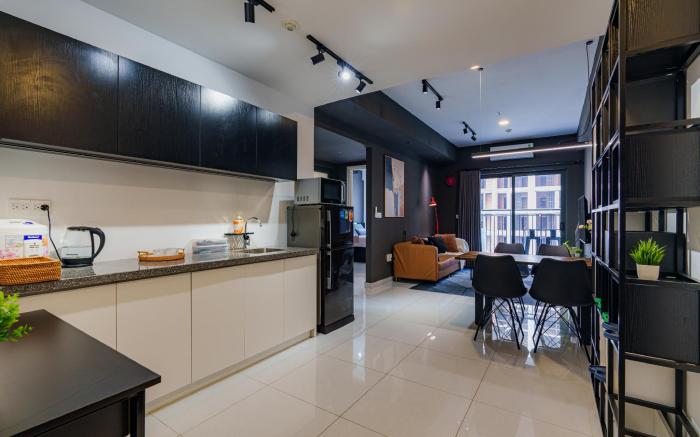 SOHO Residence - Serviced Apartment 1704