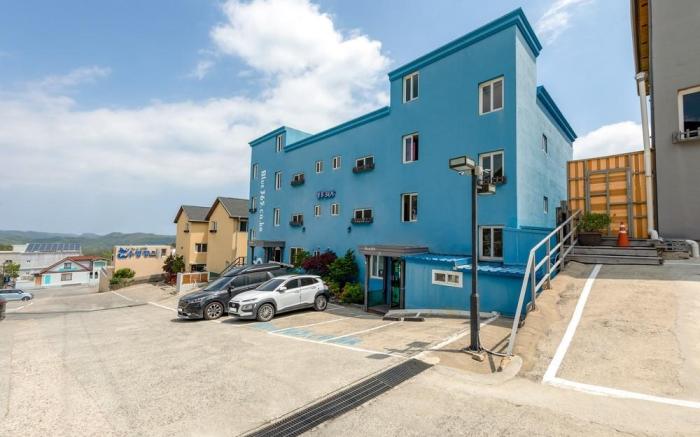 Gyeongju Blue 365 Pension