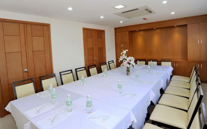 Dendro Beachfront Hotel Nha Trang