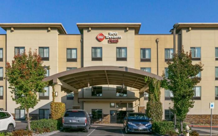Best Western Plus Lacey Inn & Suites
